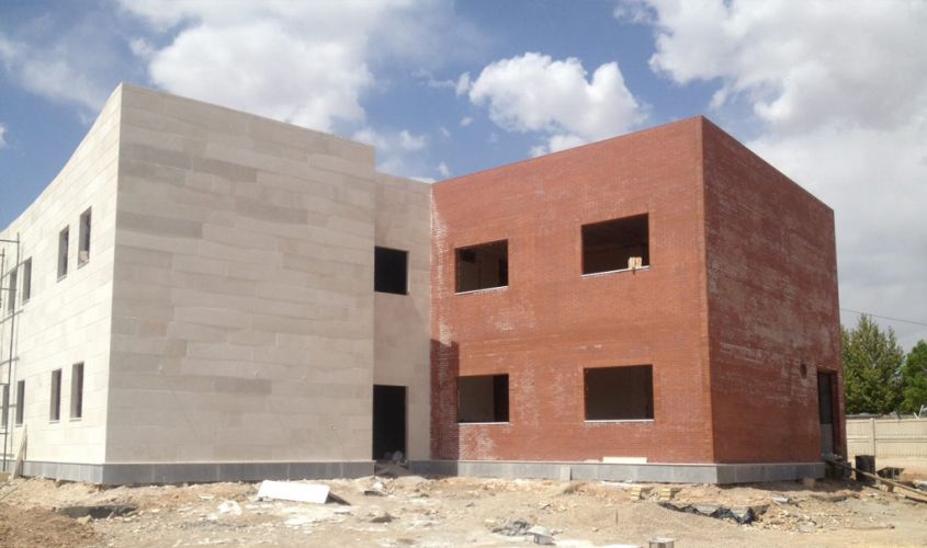 مدرسه دكتر ناصر منصوري ، درحال ساخت